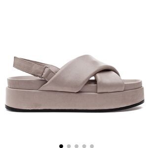 Silent D PIER Cross-band Straps Platform Leather Sandal Grey 38